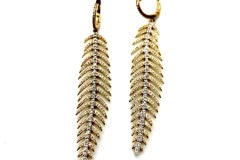 gold_diamonds_feather_earrings