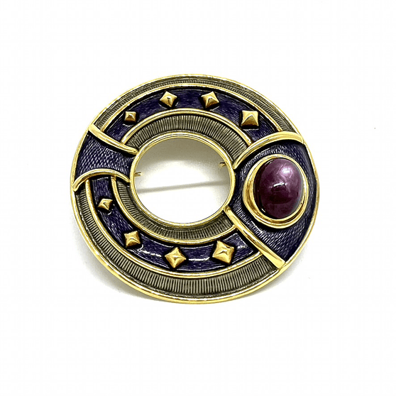 33 5 dwt 18k yellow gold enamel and star ruby approx 14cts pin signed leo devroomen