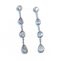 3.50 carats Diamond Drops Earring Earrings