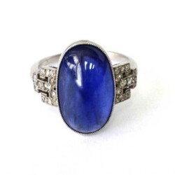 #image_title 8 carats cabochon sapphire
