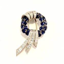 #image_title Pins Broches
