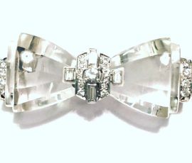 #image_title Pins Broches